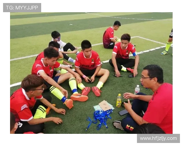 江夏区足球代表队奋力拼搏争创佳绩 展现团结精神与竞技风采